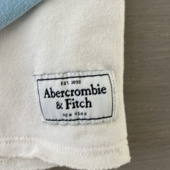 Abercrombie Kids Color Block Crewneck Sweatshirt - Picture 3 of 4